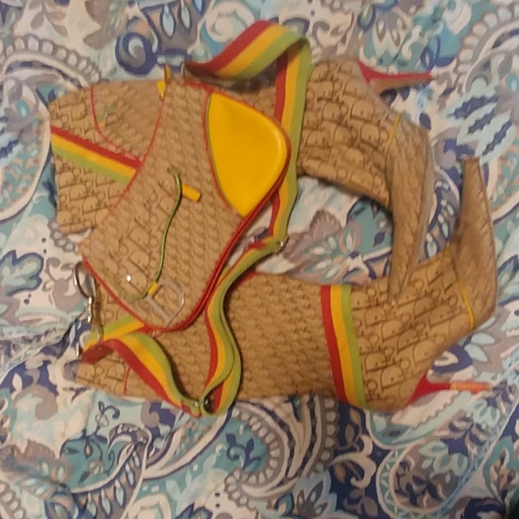 Christian Dior - Picture 3 of 6